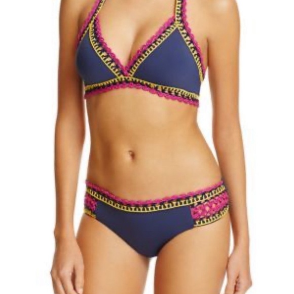 Becca scenic route bikini - Picture 1 of 8